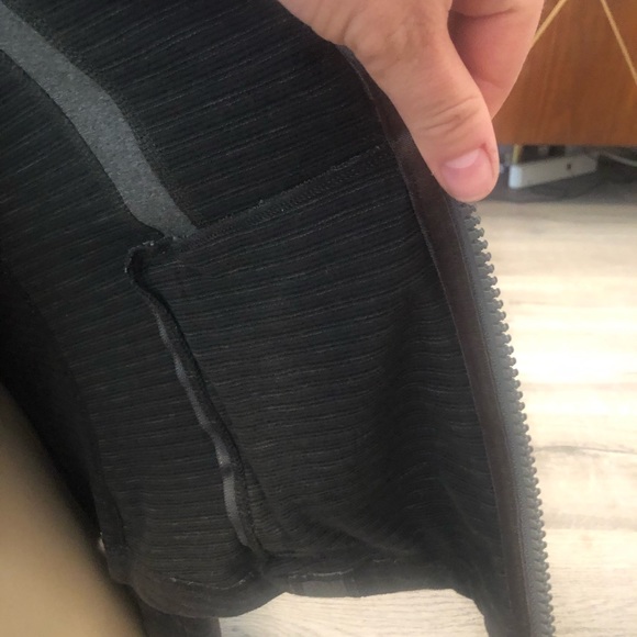 Lululemon jacket - Picture 2 of 8